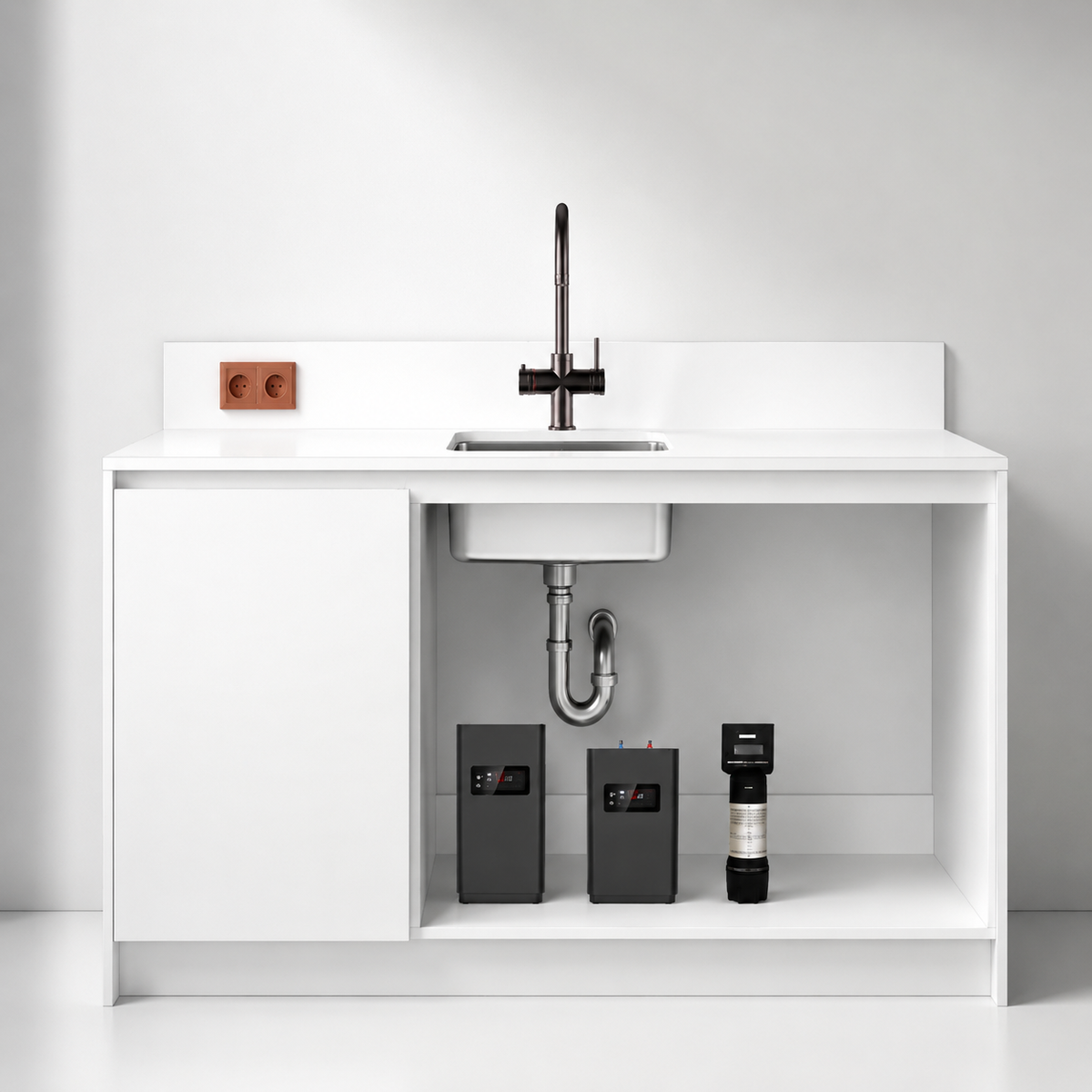 “Better-tasting water, every pour. Compact indoor filtration built for daily kitchen life.“